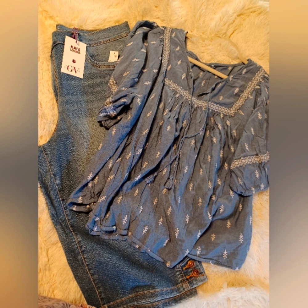 CUTE Spring bundle. NWT crop wide Capri.(16) Boho top Cotton comfy  XL